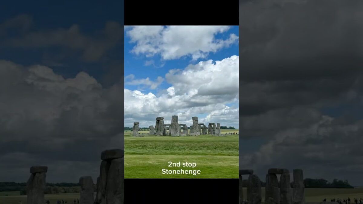 UK day trip Highlights: Windsor, Stonehenge, Bath & Tower of London!   英國兩日遊精華：溫莎城堡、巨石陣、羅馬浴場＋倫敦塔導覽！